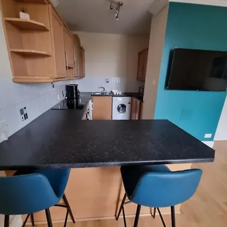 Peaceful And Spacious Apartment